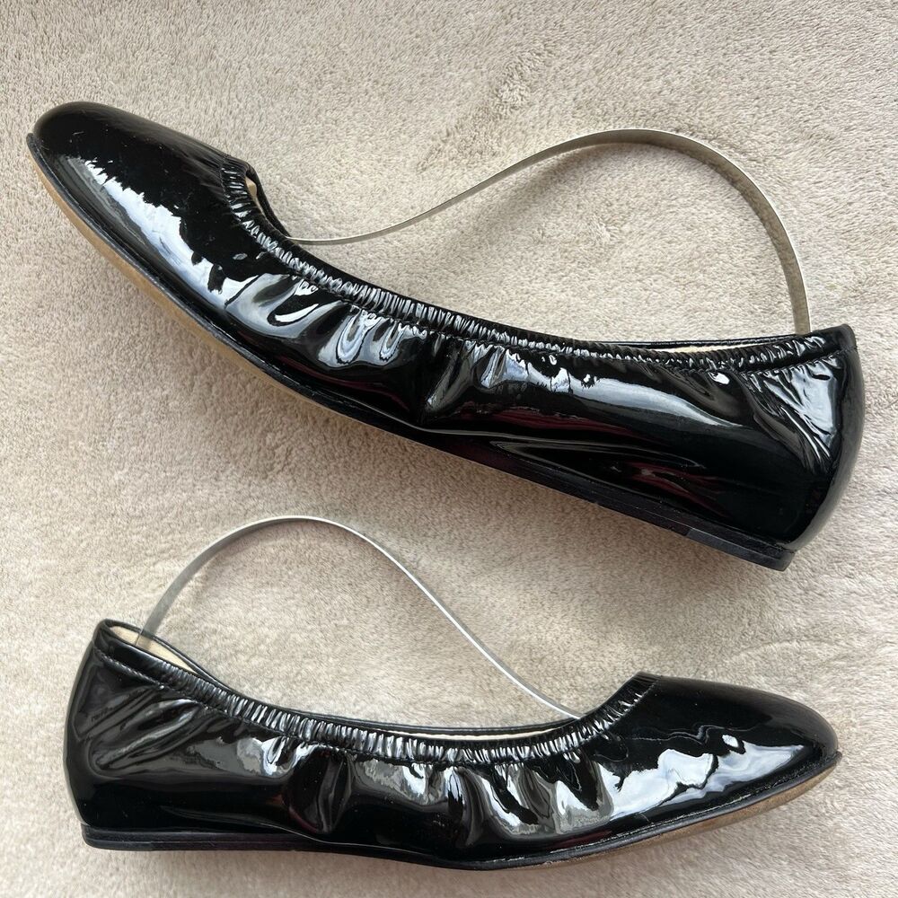 Vera‎ Wang Lavender Black Patent Leather Ballet Flat Shoes Women 6.5 M Classic